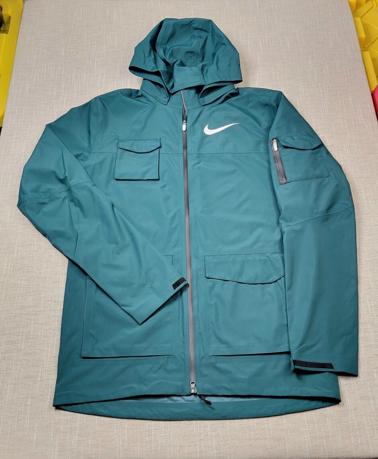 NIKE Pro Elite Storm Fit Jacket XL Tall Mens Green White Hooded