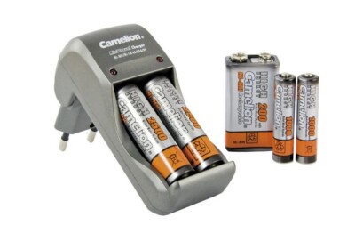 Camelion Reise Ladegerät BC-1001A neu Steckerladegerät für AA und AAA Ni-MH 1St.