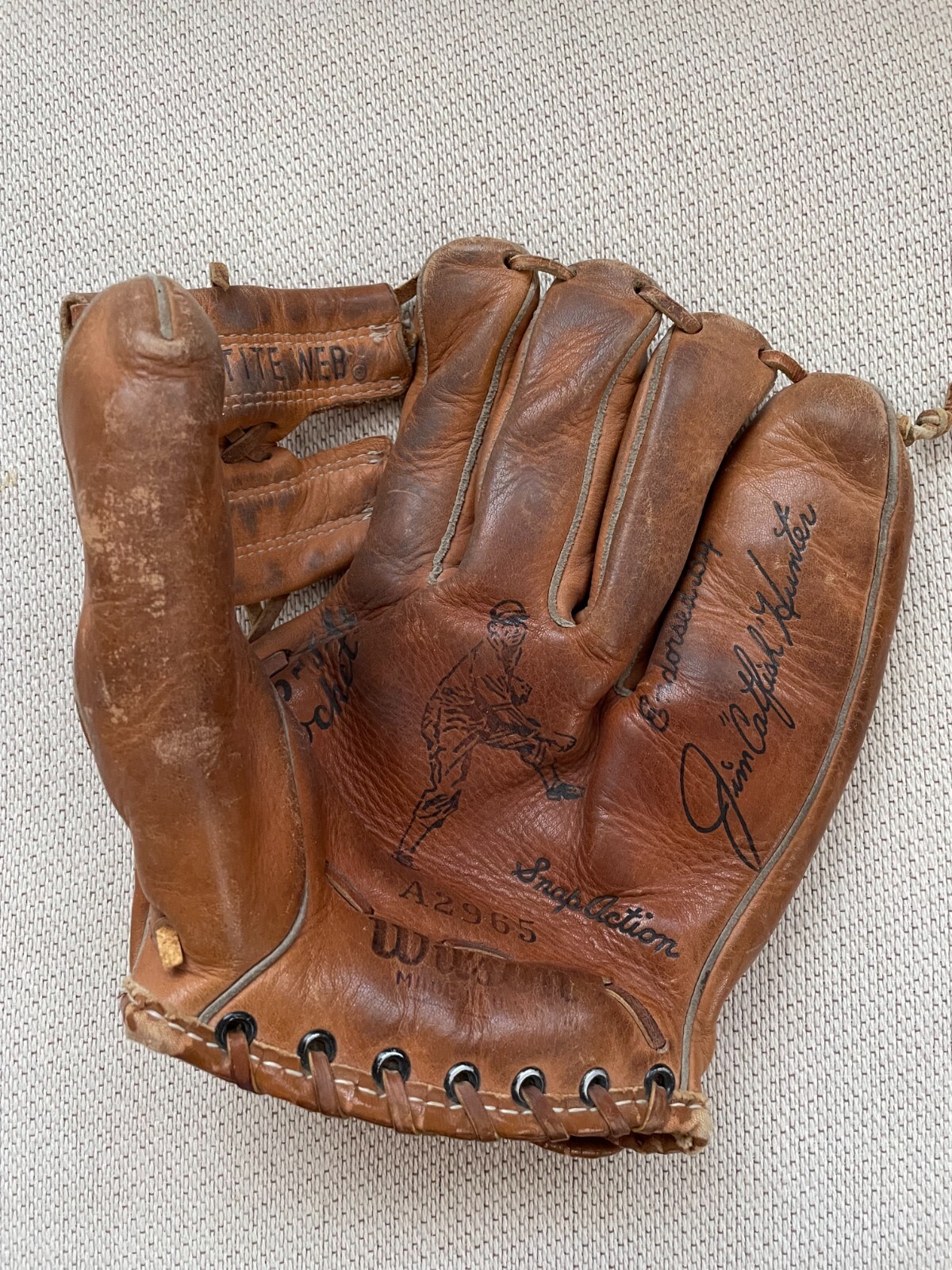 Catfish Hunter Wilson A2965 Vintage Baseball Glove Oakland As Yankees