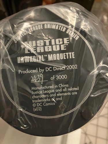 Justice League The Animated Series HAWKGIRL Maquette Limited 2439/3000 - Picture 5 of 8