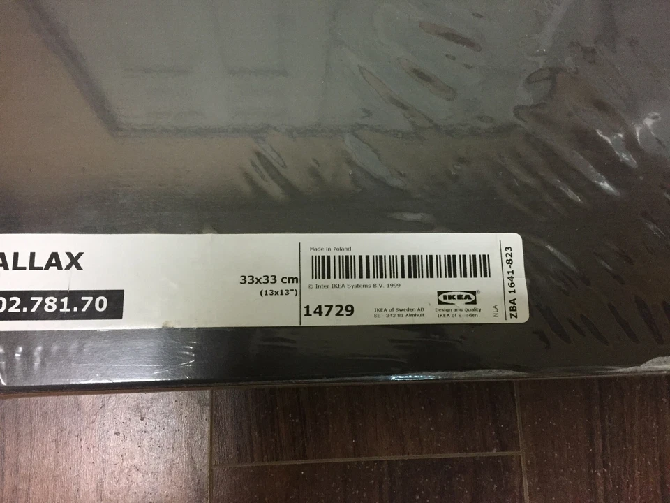 Ikea Kallax Estante de Almacenamiento Negro-Marrón Inserto con Puerta 602.781.70 33 x 33 cm  Foto 2 de 4