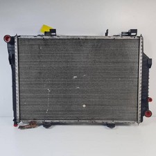 Radiateur Mercedes 200