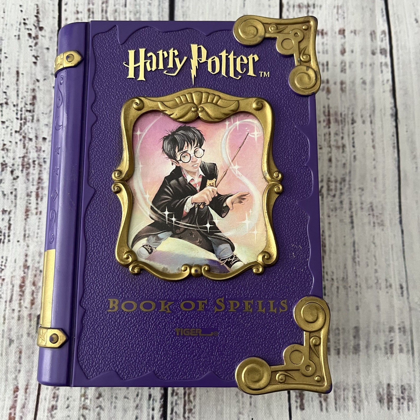 Harry Potter Vintage Book of Spells Tiger Electronic Toy 2001 Tested and Works
