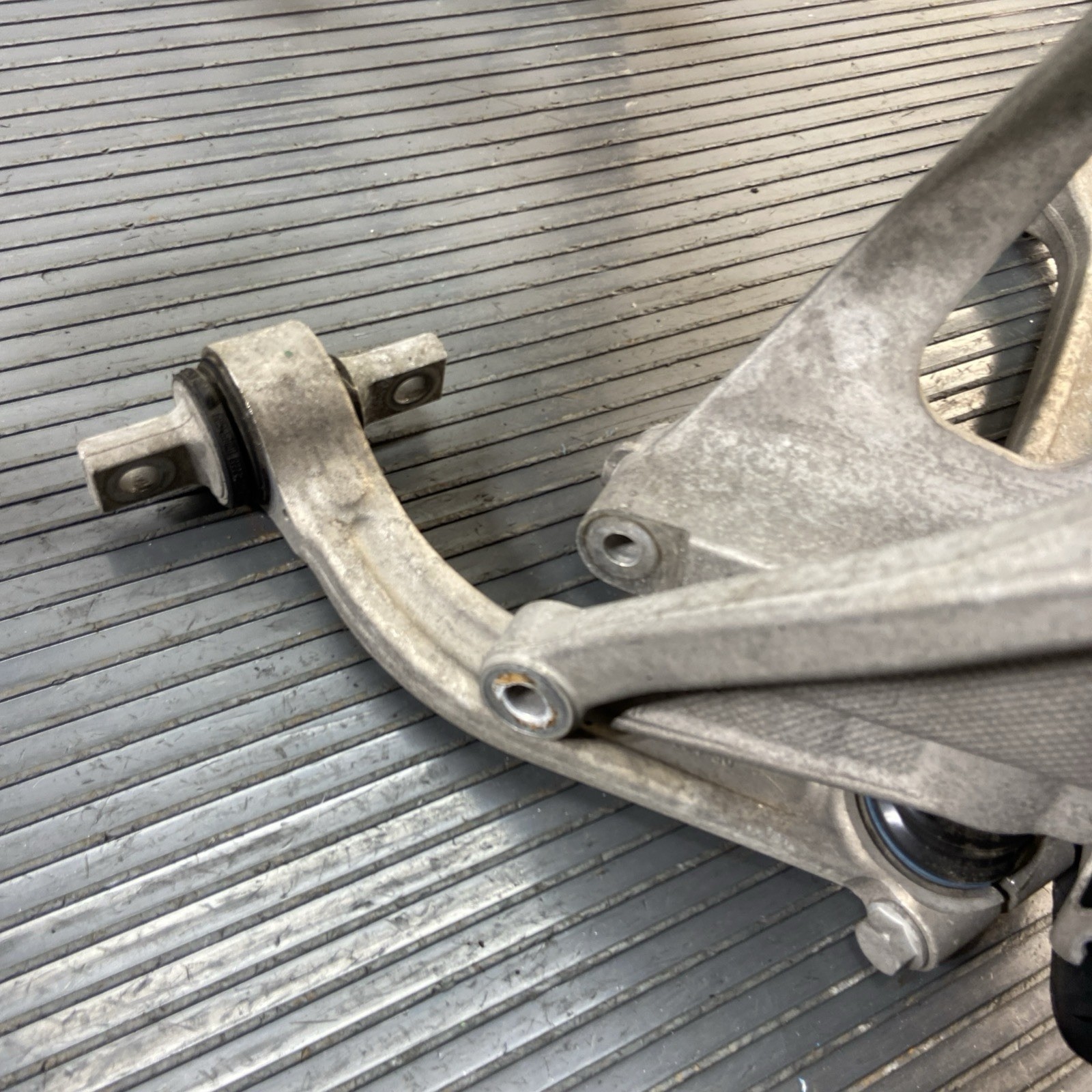 Audi R8 2017-2023 Rear Right Steering knuckle