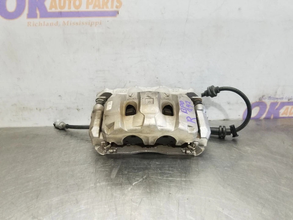 Pinza de freno para pasajero delantero Lincoln Aviator 21 2021 Foto 2 de 4