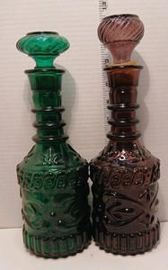 2 Green & Brown Vintage 1968 Jim Beam Empty Bonded Beam DecanterW/Stoppers 