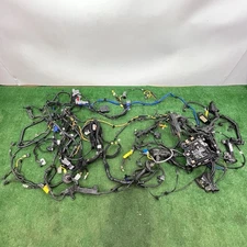 2022-2024 HYUNDAI TUCSON 2.5L FWD ENGINE BAY WIRE WIRING HARNESS W/ FUSE BOX OEM