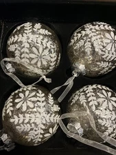 Tinsel & Fir Set of 4 Glass Christmas Ornament Gold Silver Glitter Flowers 4”