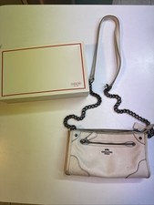 Vintage Pre-owned Tan Cream Color Leather Ladies Shoulder Zip Handbag Purse Bag