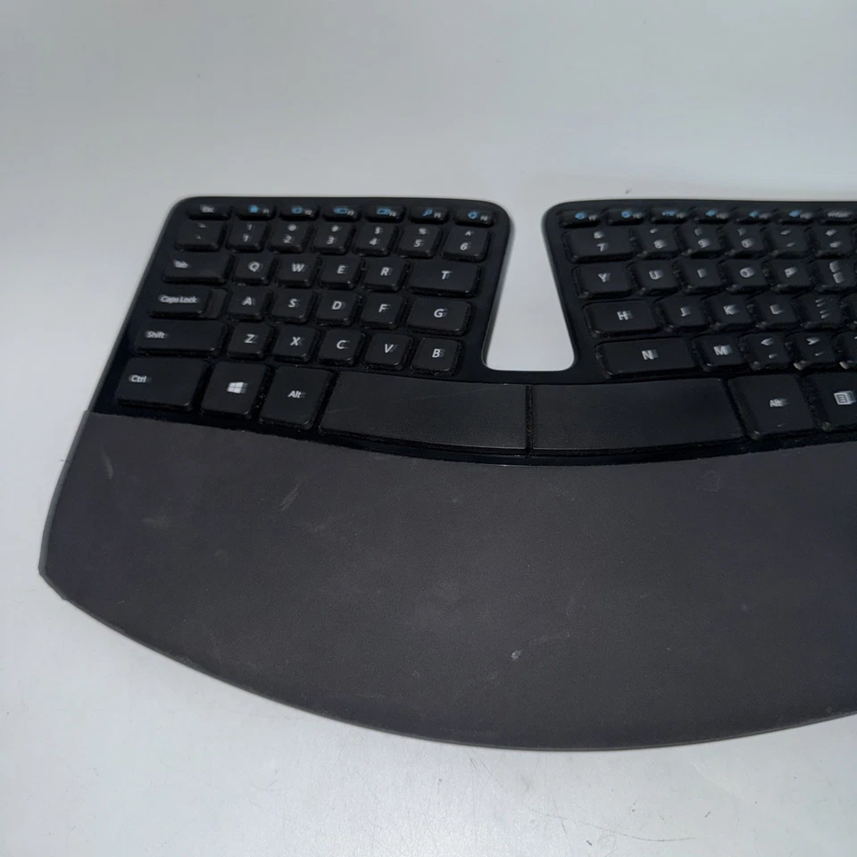 SEE PHOTOS Microsoft Sculpt Wireless Ergonomic Desktop Keyboard 1559 w Dongle - Image 2 of 3