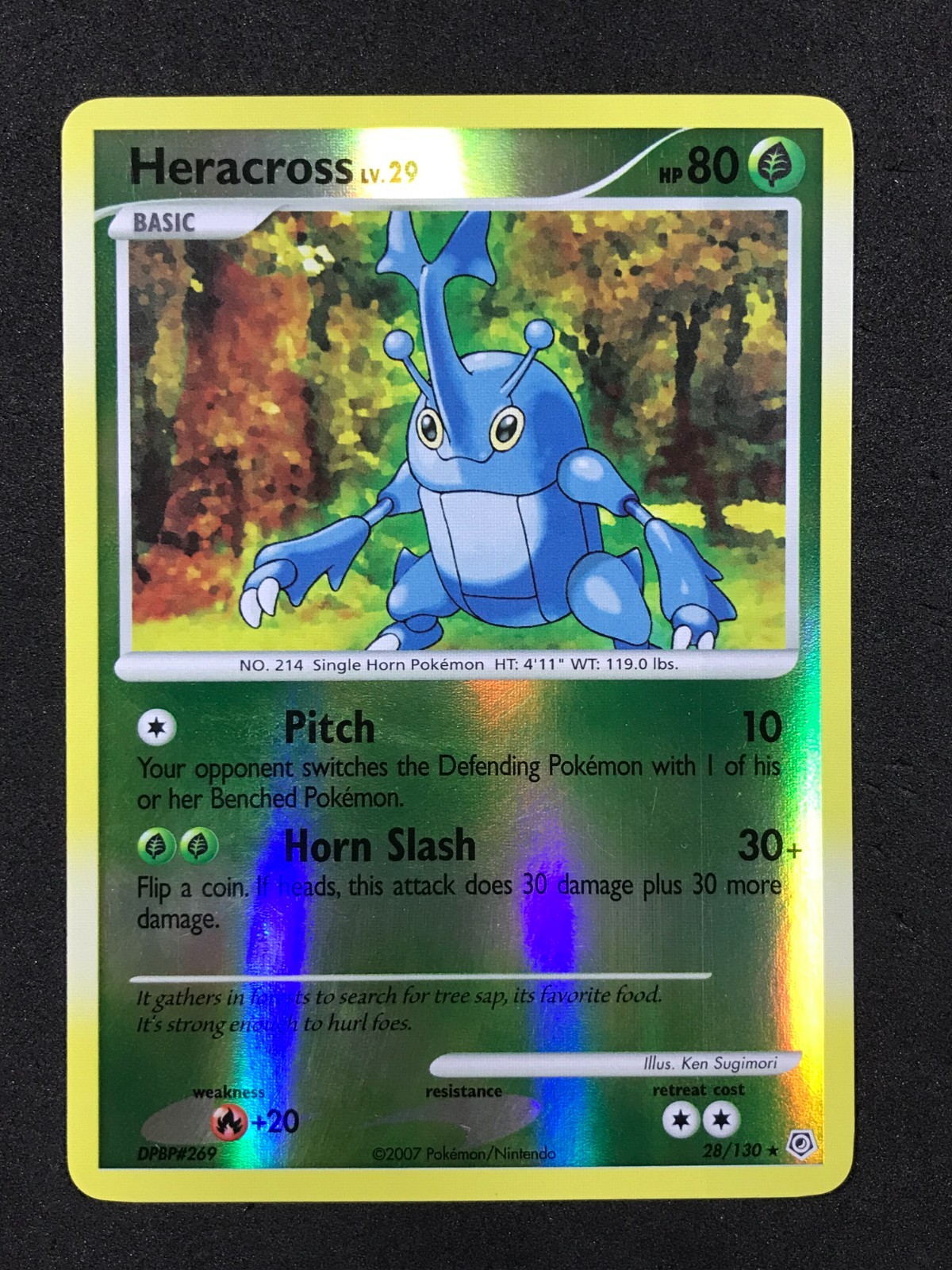 Heracross 28/130 Diamond and Pearl Reverse Holo - Light Play