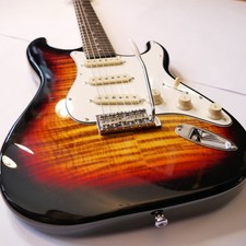 Strat-Liebe von STROMER-Guitars Germany, Fender Custom-Shop Ausstattung