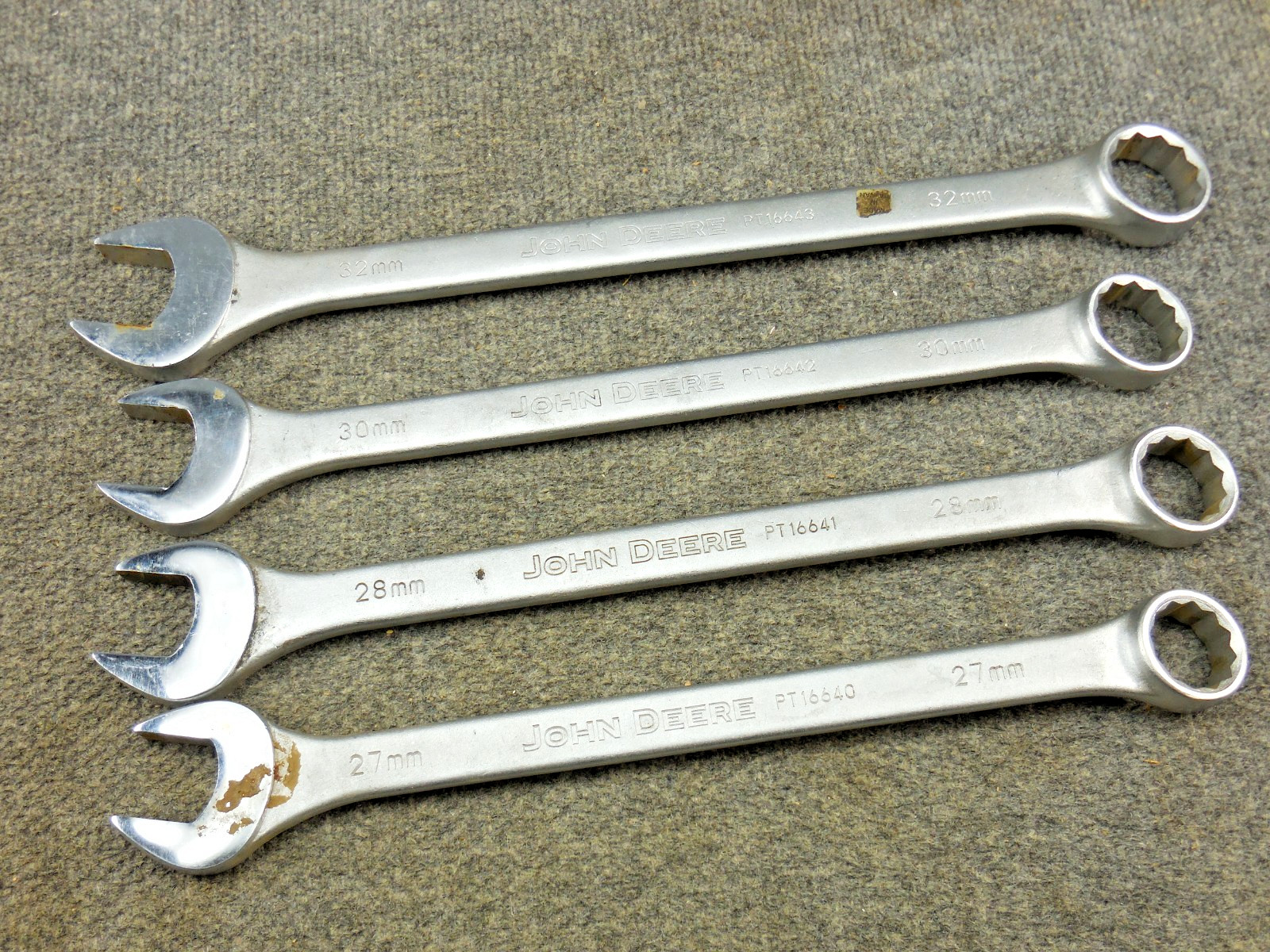 Vintage John Deere TY19923 Metric Wrench Set 20 21 22 23 24 25 26 27 28 30 32 MM