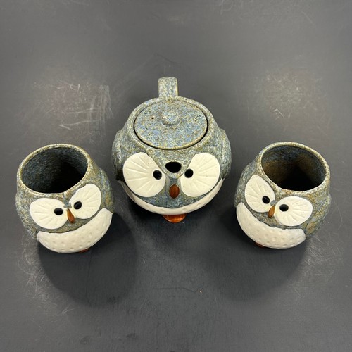 Japanese Kotobuki Lucky Owl Teapot & 2 Cups 3 Pieces Tea Cups MOD