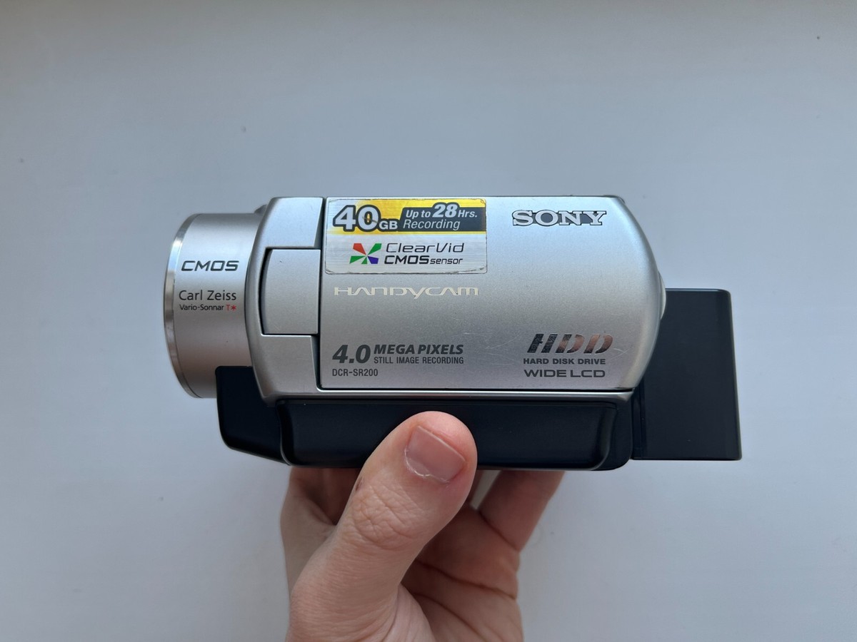 SONY ビデオカメラ DCR-SR200 40GB HDD搭載 SONY ビデオカメラ DCR-SR200 40GB HDD搭載 - ビデオカメラ