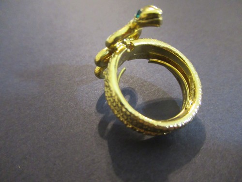 Vintage Gold Tone Coiled Snake Ring with green rhinestone eyes multiple sized - Picture 5 of 9