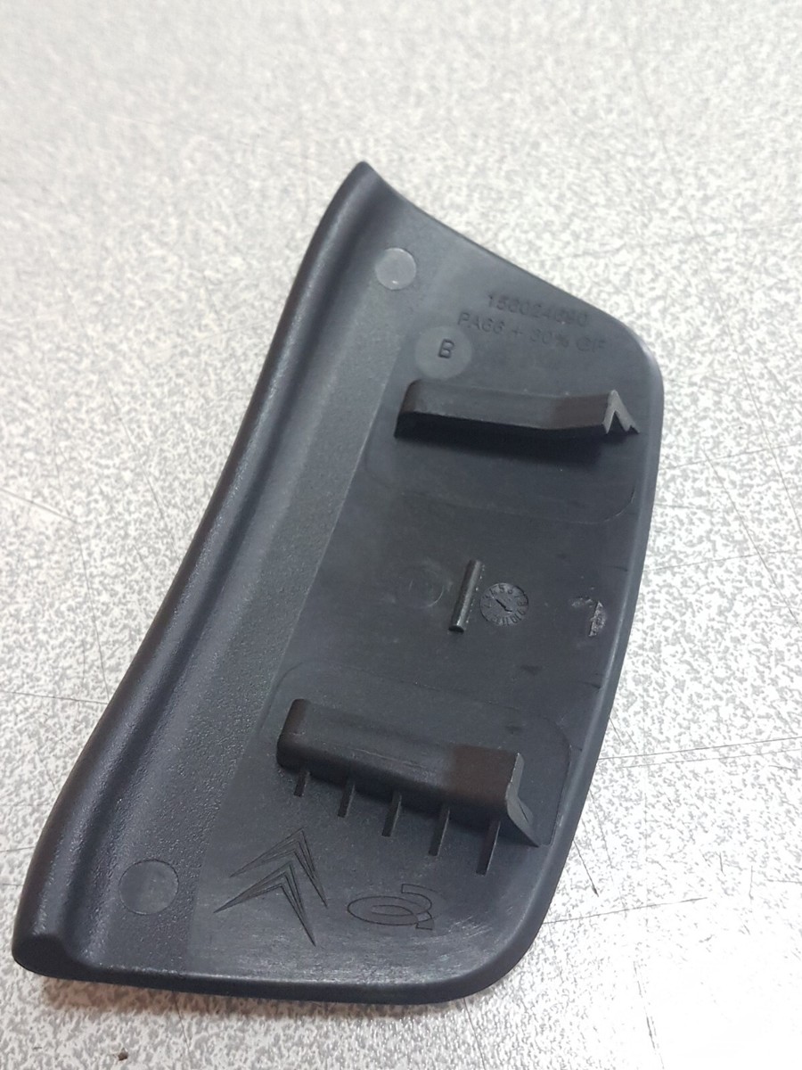 Cache Clip Siège Arrière Citroën C4 Grand Picasso – Pièce Origine PSA 159000700