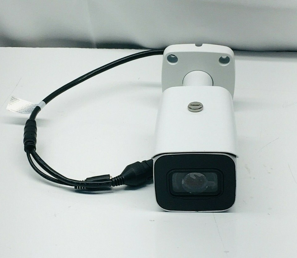 Lorex E861ABE Indoor/Outdoor 4K Ultra HD Smart IP Security Bullet