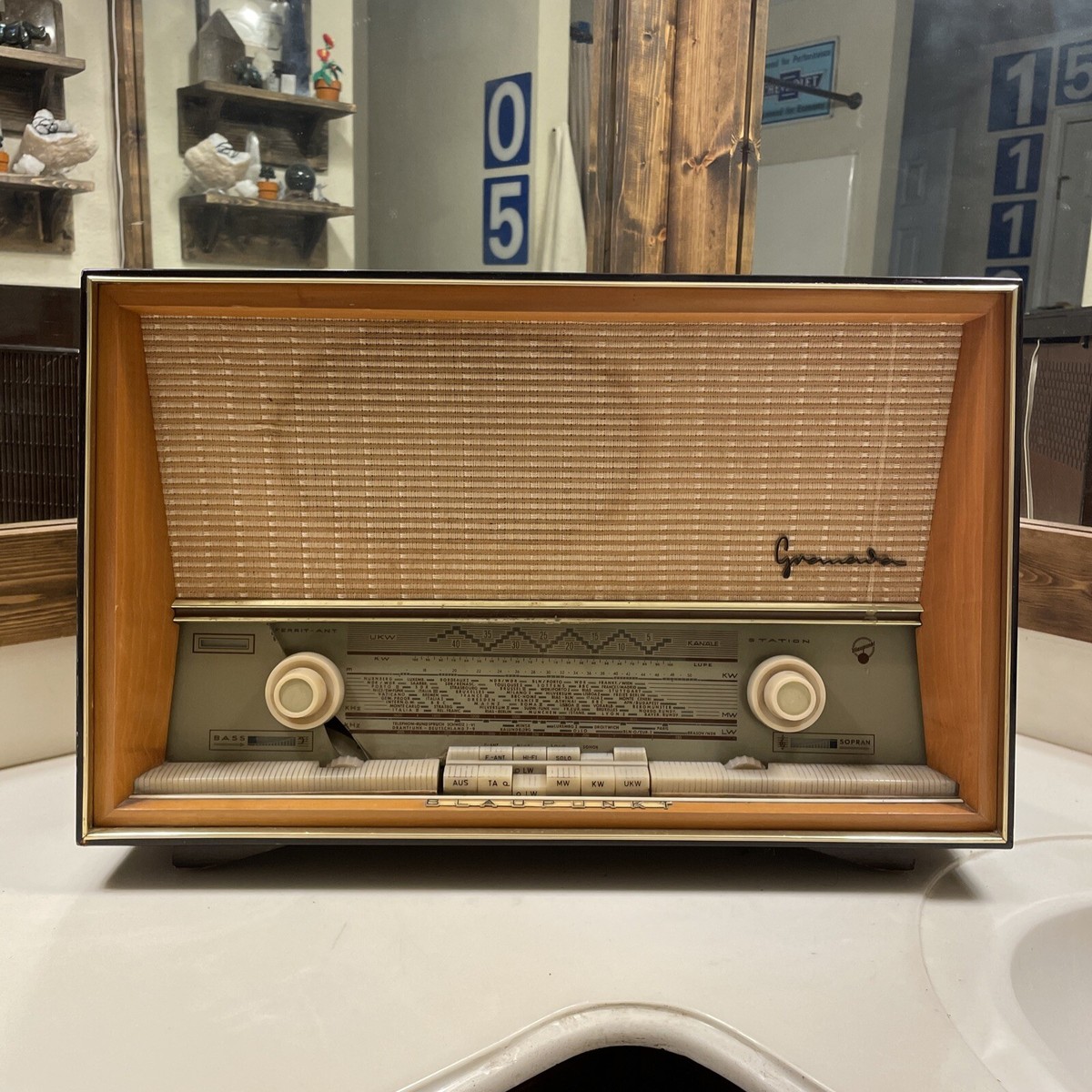 Granada Blaupunkt Tube Radio Type 21300 | eBay