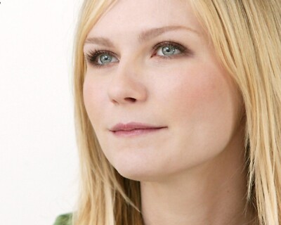 KIRSTEN DUNST 8x10 PHOTO *