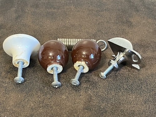 Vintage Lot Beautiful Reclaimed Porcelain Door Knobs Floral Brown White Coffee - Picture 5 of 6