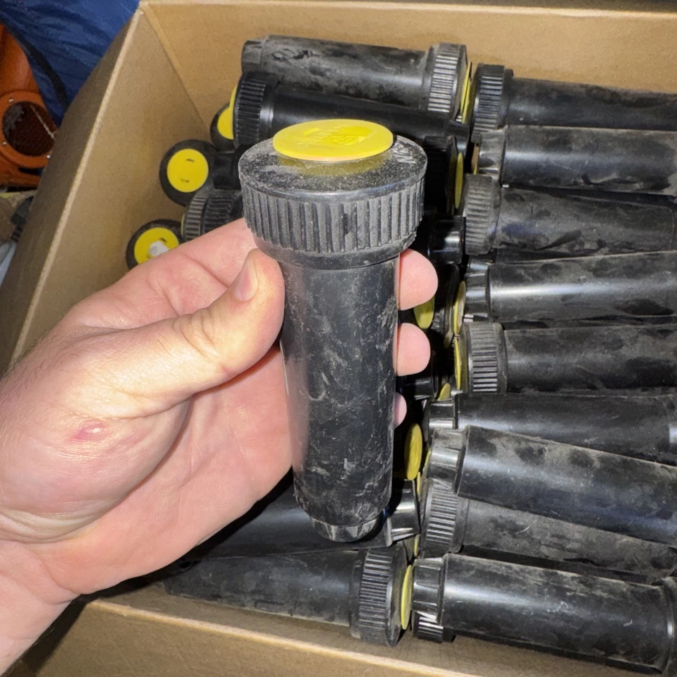 Lote de 100 cuerpos de rociadores emergentes NELSON 4" nuevos de stock antiguo Foto 2 de 4