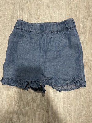 Steiff Shorts kurze Hose 74 Jeans blau Rüschen Bär TOP