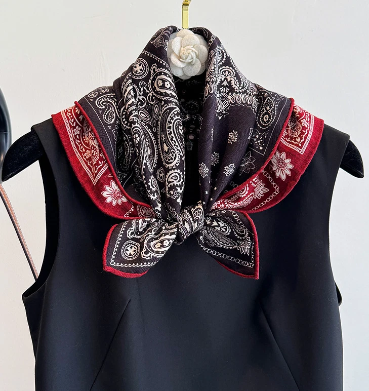 82% Cashmere 18% Silk 62X62cm Bandana Scarf Shape Red cashew Print Double sided - Image 2 of 4