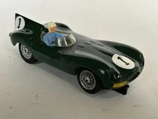 Strombecker Jaguar D Type #1 (Green) 1/32 scale slot car RTR
