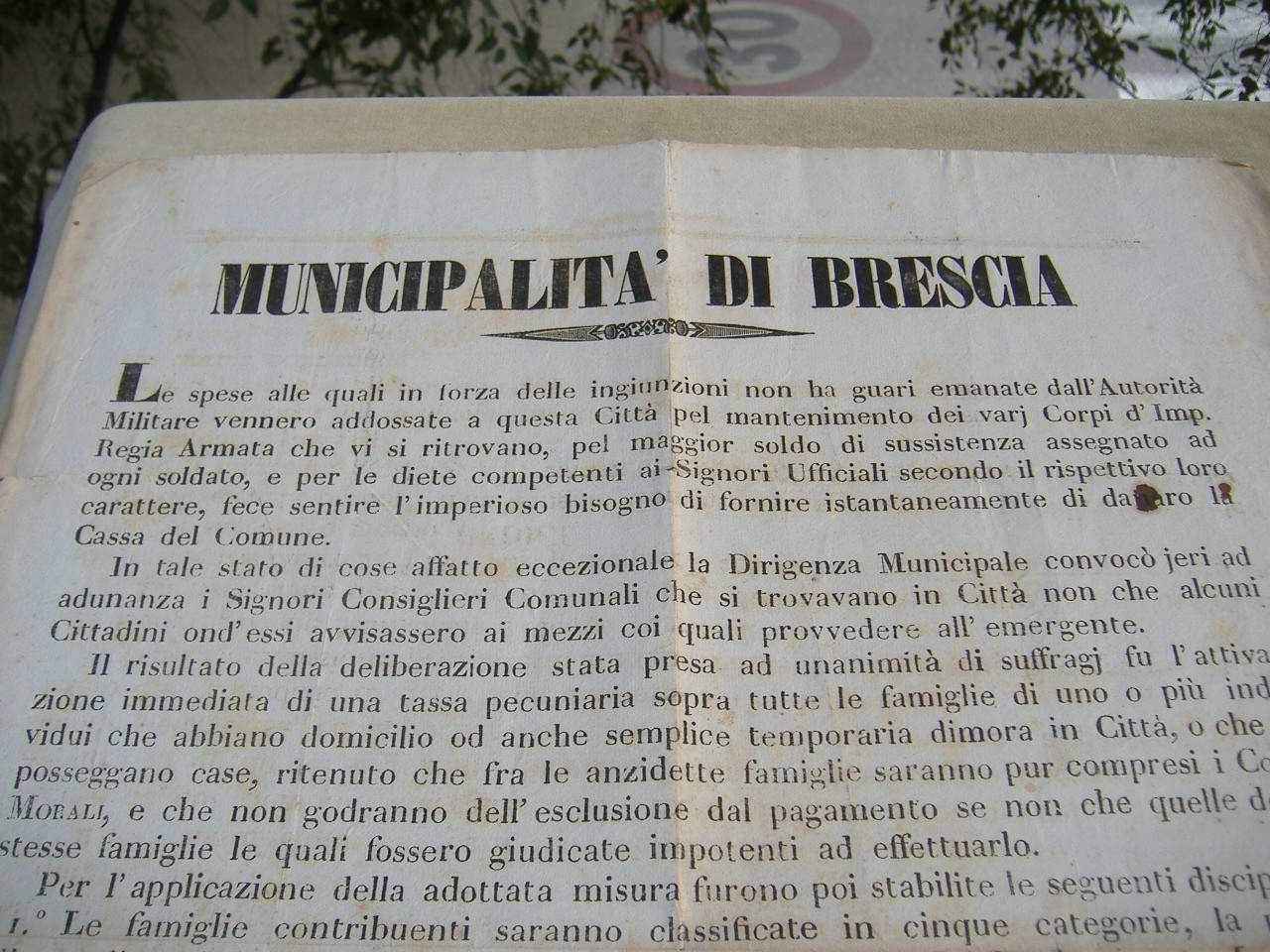 Foto 1 di 2