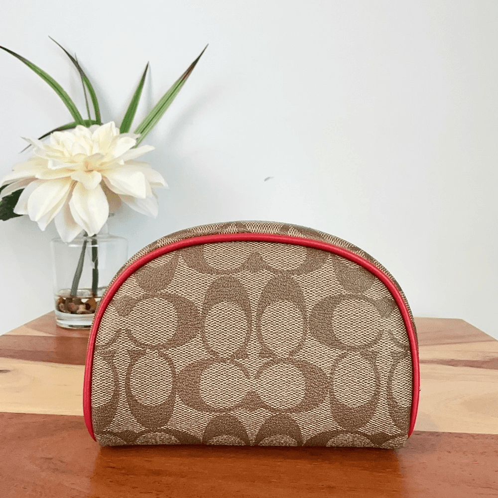 最終価格 COACH ドーム コスメティック ワイルド ストロベリー CH528 NWT Coach Dome Cosmetic Case In Signature Canvas With Wild