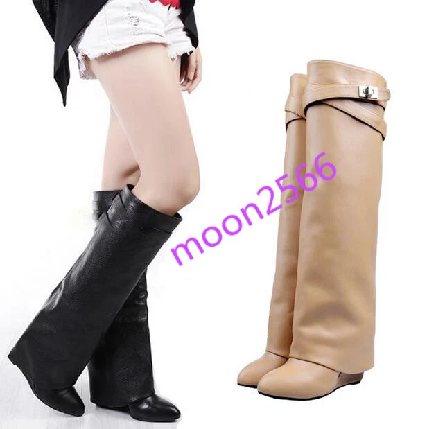 Shark top tooth boots