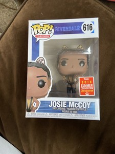 funko pop riverdale josie