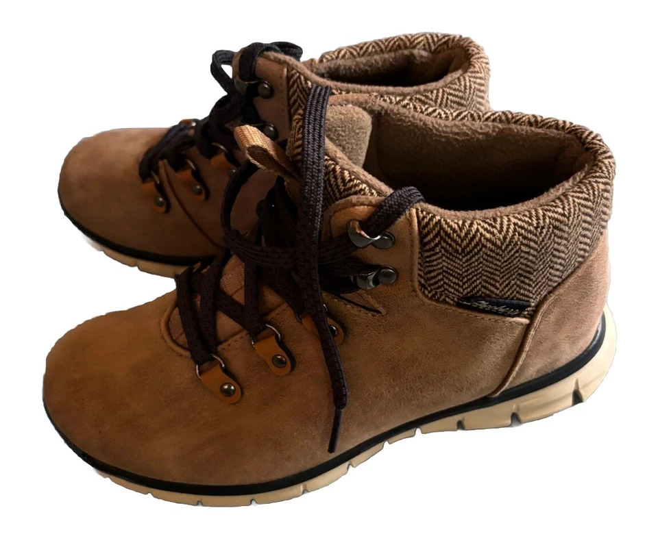 Botas de montaña Skechers de gamuza para mujer 6,5 Foto 2 de 4