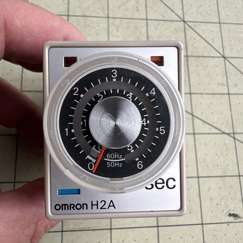 OMRON H2A-7H MOTOR DRIVEN TIMER 0-6 Seconds 50/60 Hz - Picture 2 of 4