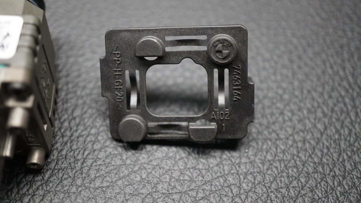 GENUINE BMW X1 X3 X4 X5 X6 F15 F16 F-SERIES REAR CAMERA RVC  