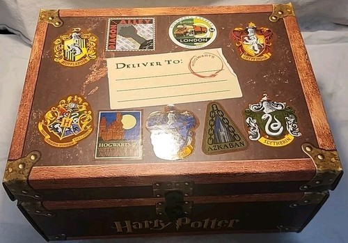 Harry Potter Limited Edition Boxed Set Hardcover Books 1-7 in Trunk/Chest - Picture 2 of 7