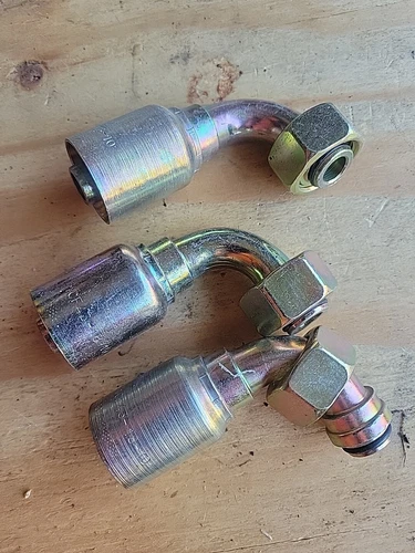 PARKER 1CF43-18-10 FITTING  Qty 3