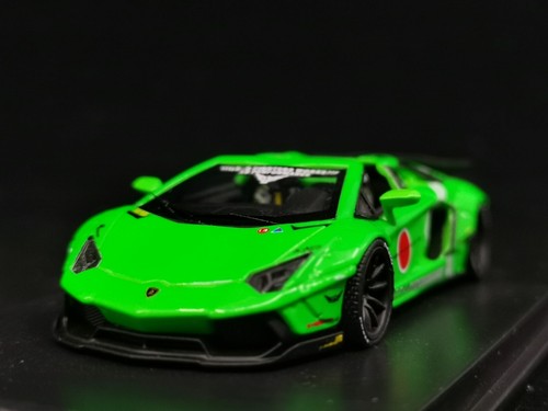 Neu 1:64 Liberty Walk LB Works Lamborghini Aventador LP700-4 Roadster grün