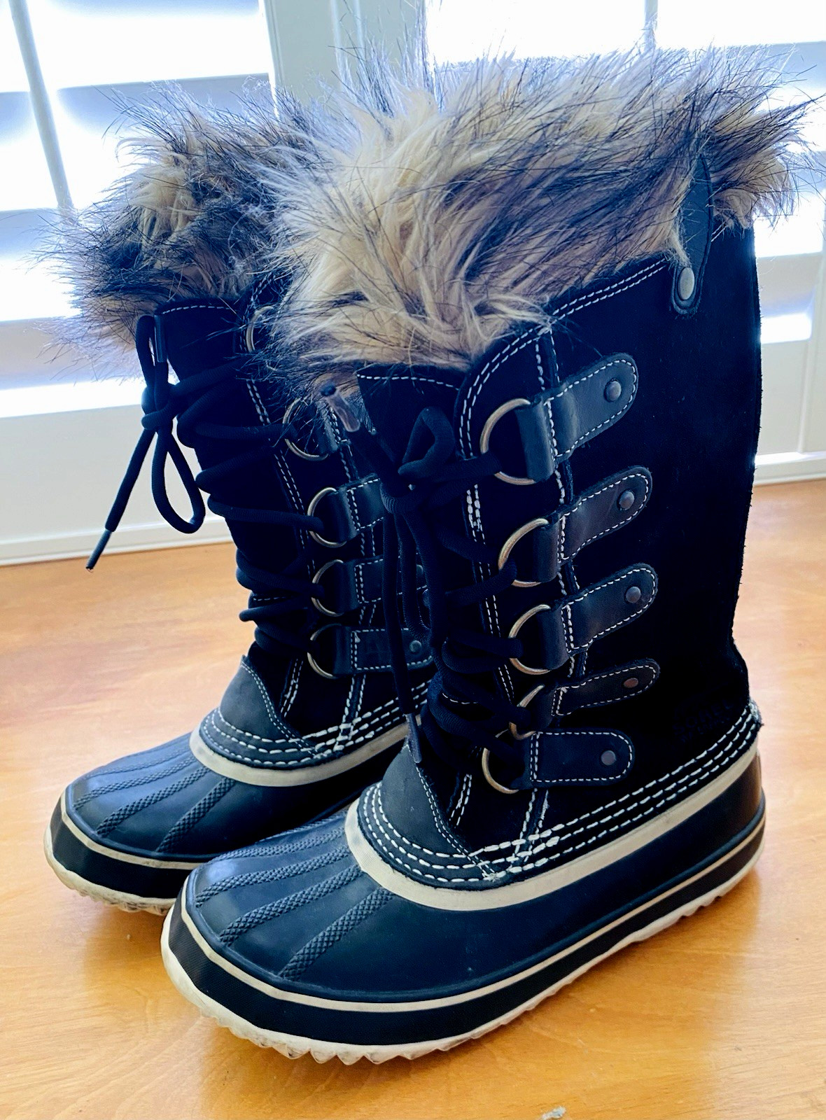 Women's Sorel Joan of Arctic Snow Black Waterproof Leather Boots NL154010 Size 6