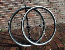 DUKE BACCARA X36 SLR2 UD/EXTRALITE CYBER SPD 3+/ROAD/Gravel/nur 1127(!)g NEU