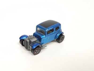 Vintage Mattel Hot Wheels 1968 32 Ford Vicky - metallic blue redline - gut