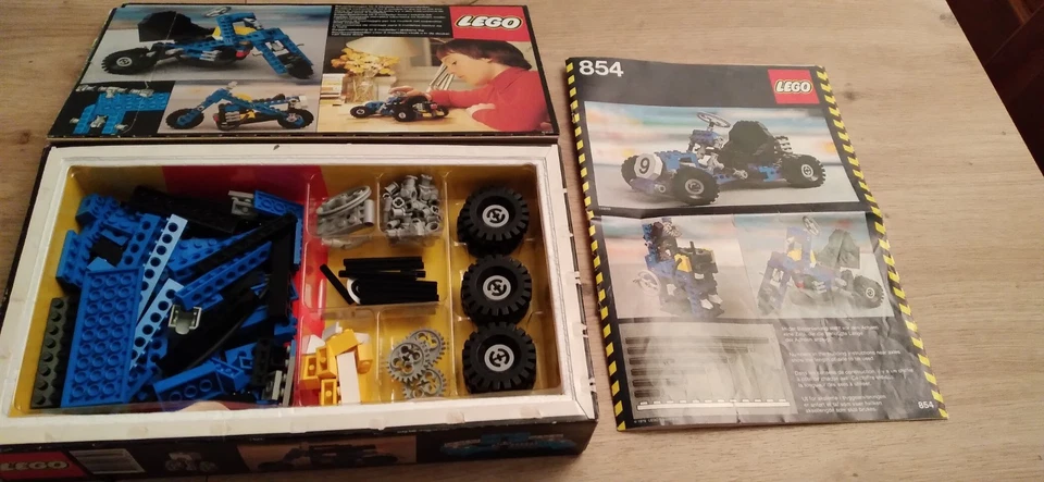 Légo Technic vintage n° 854 - Photo 3/3