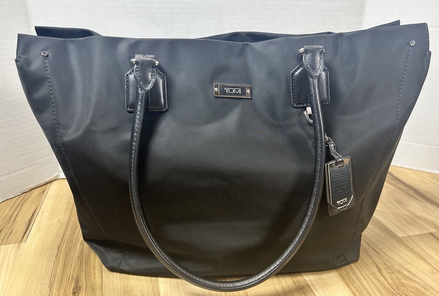 TUMI Voyageur Large Tote Black Silver Hand Shoulder Messenger Bag