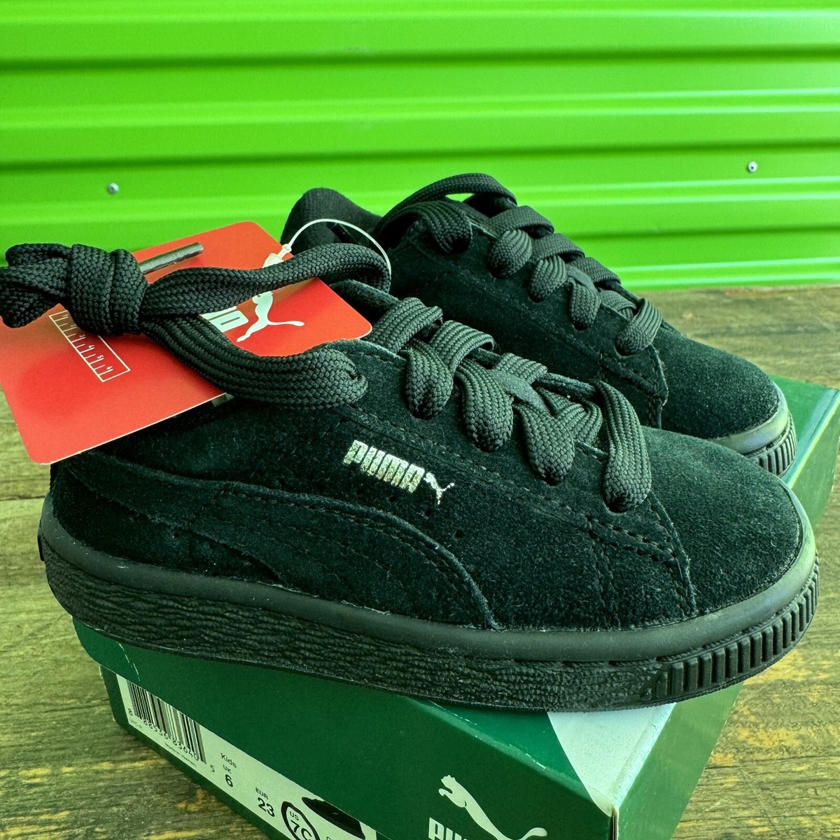 Puma Suede Classic INF Low Top Black Silver Size 7c New In Box