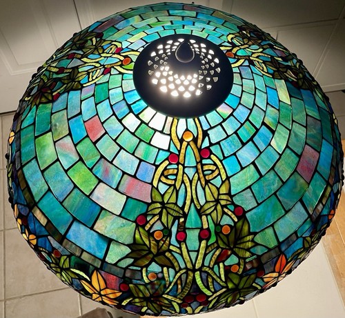 Lampadario a sospensione vintage 22,5" paralume in vetro colorato stile Tiffany 3 luci vite usato in ottime condizioni! - Foto 7 di 11