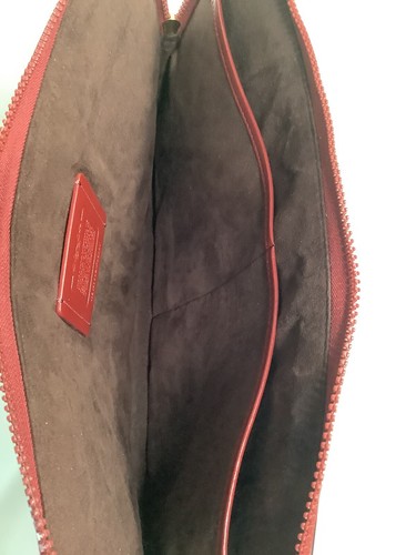 COACH HORSE AND CARRIAGE SIGNATURE RED LAPTOP TABLET - Picture 4 of 10