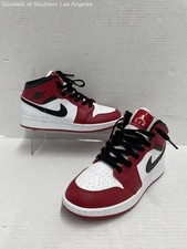 Nike Air Jordan 1 Mid Chicago Sneakers Youth Boys Size 5.5 Red Black EUC
