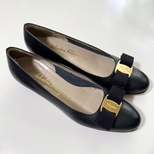 Salvatore Ferragamo Blue Leather Low Heel Pump Bow Made in Italy Size 7AA