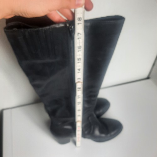 BOC Mujer 10 Botas de Cuero Tacón Negro 18" Alto BORN CONCEPT, Juegos con disfraces Usadas en Excelente Condición - Imagen 10 de 10